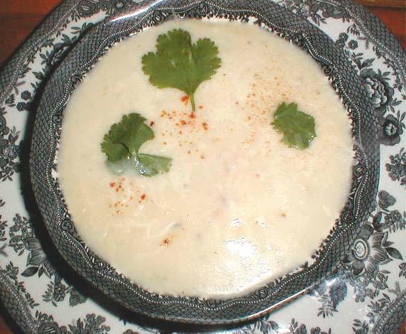 Mashed soup with garlic and olive oil