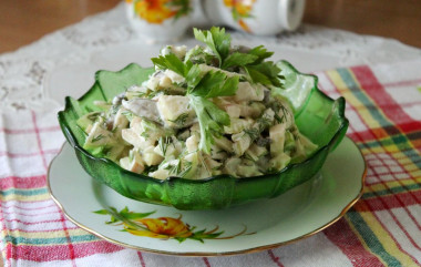 Salad with salted mushrooms, butter and cheese