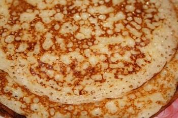 Pancakes with milk and yeast millet