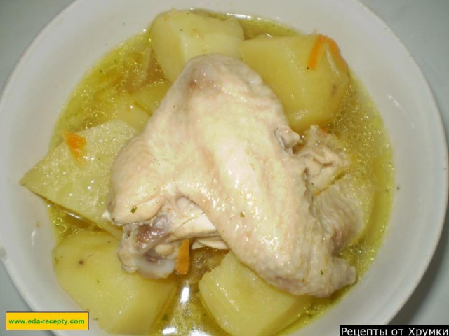 Boiled chicken with potatoes in Bashkir style