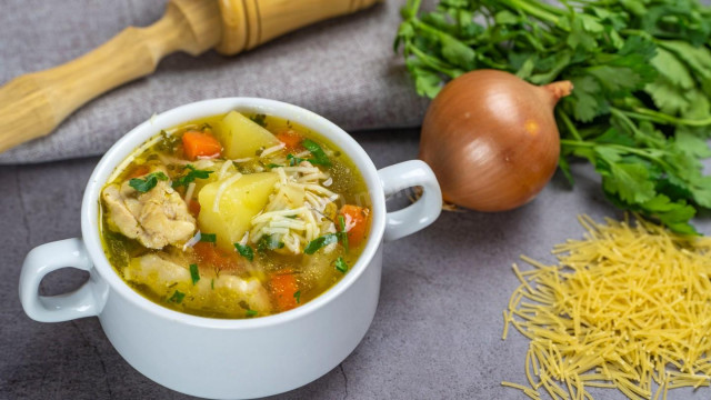 Diet chicken soup with noodles