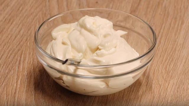 Mayonnaise in vegetable oil with egg and mustard