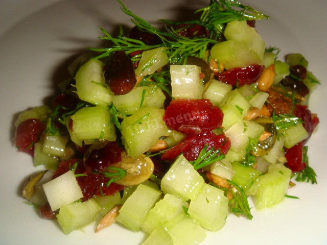 Salad with celery, raisins and cranberries
