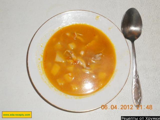 Soup with canned white beans and carrots