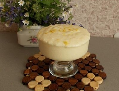 Cream for semolina cake with milk and butter