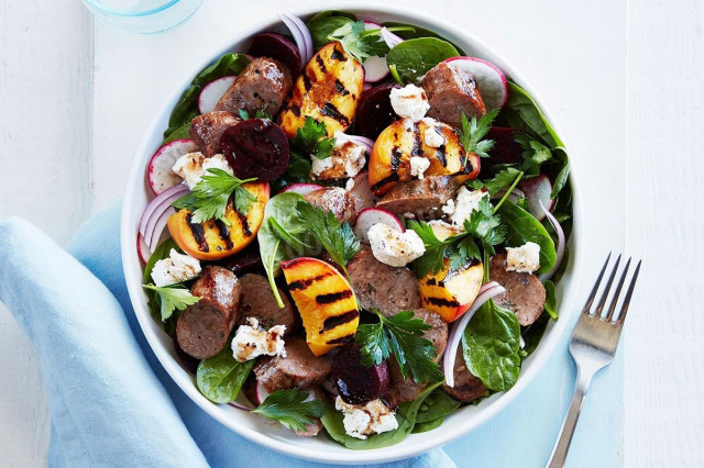 Salad with garlic sausages, peaches and beets
