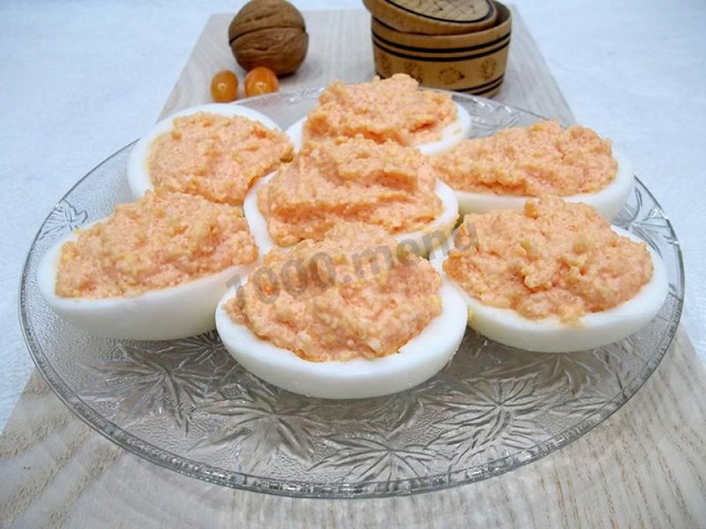Eggs stuffed with capelin caviar