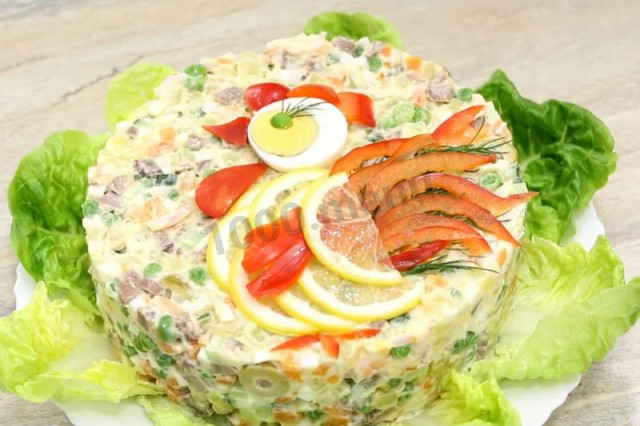 Royal Rooster Salad