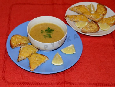 Turkish lentil soup puree