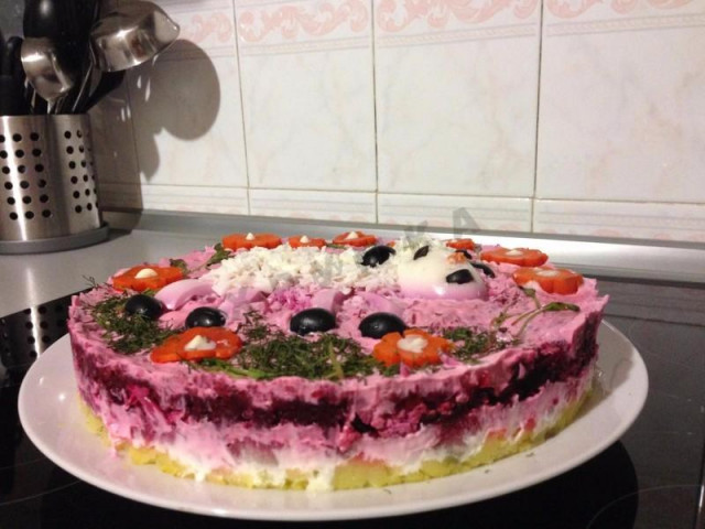 Layered salad with meat and cheese