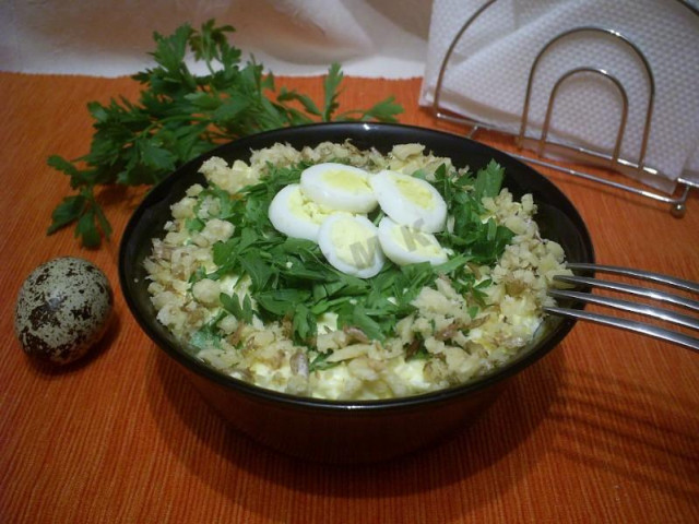 Cheese salad with garlic and egg and melted cheese