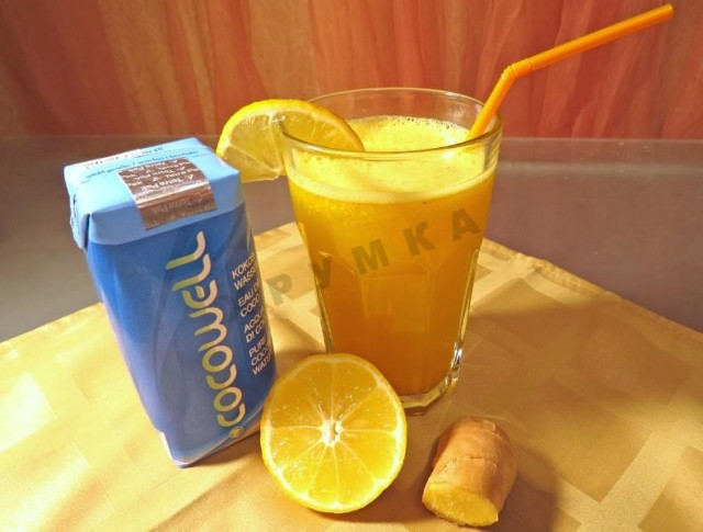 Ginger tonic on cocovella (coconut water) with turmeric