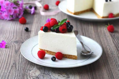 Cheesecake with gelatin without baking