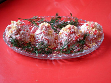 Crab balls with cheese and egg for the New Year