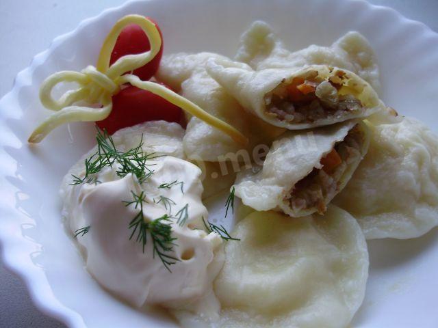 Delicious dumplings with buckwheat and vegetables