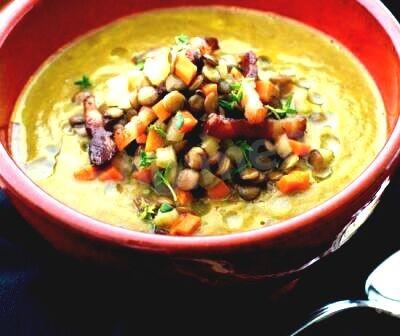 Smoked bacon soup with lentils