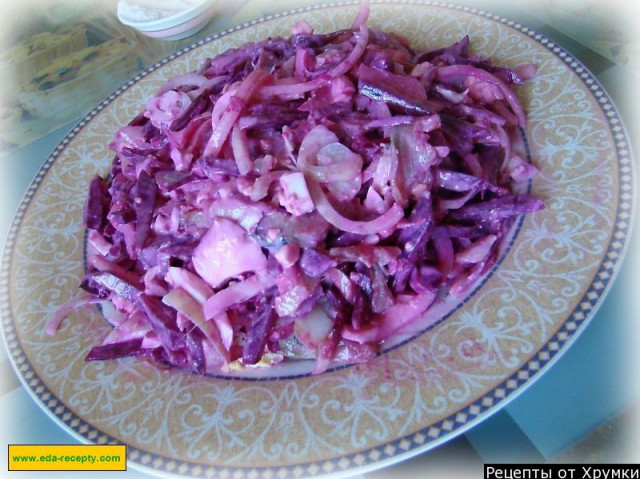 Delicate salad of herring and beetroot with yogurt