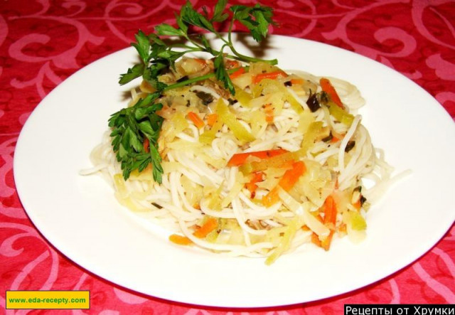 Chinese salad with funchosa cabbage with bell pepper