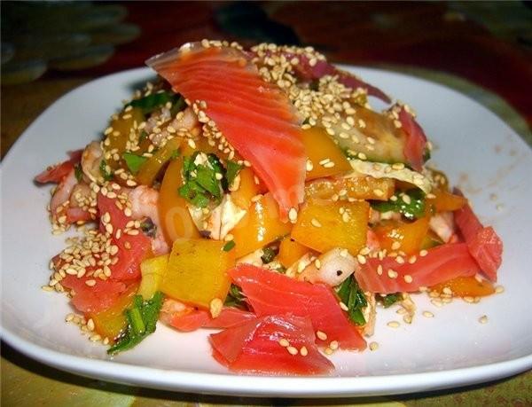 Salad with lightly salted salmon