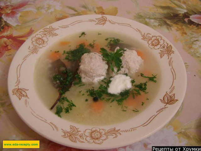 Meatball soup with potatoes
