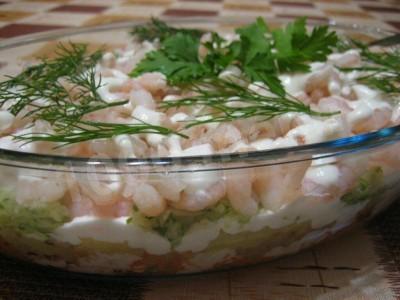 Carrot salad with shrimp and cucumbers