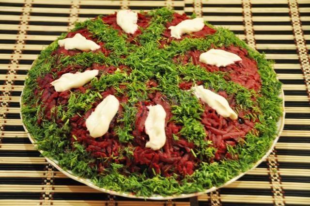 Beetroot salad with garlic and Mongolian hill cheese
