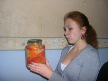 Bulgarian salad for winter from vegetables