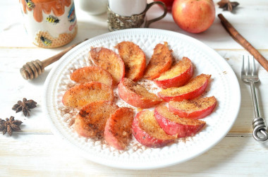Fried apples in a pan