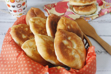 Fried liver pies