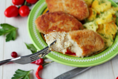 Pike fish cutlets in a frying pan without lard