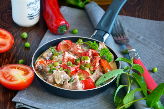 Turkey fricassee with vegetables
