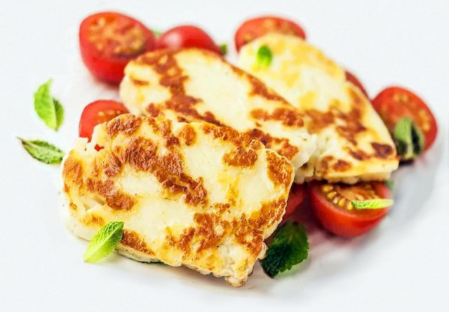 Fried Halumi cheese