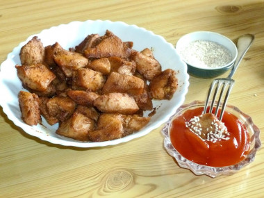 Fried chicken breasts in soy sauce