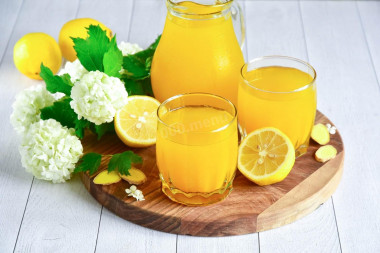 Lemon ginger turmeric honey drink