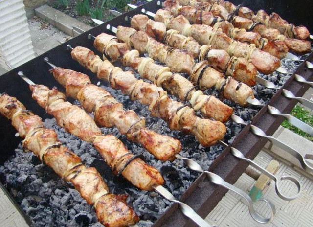 Pork kebab in mineral water